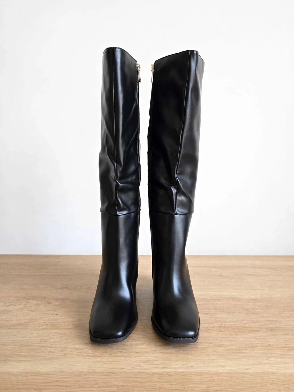 Coutgo Women's Wide-Calf Knee-High Boots